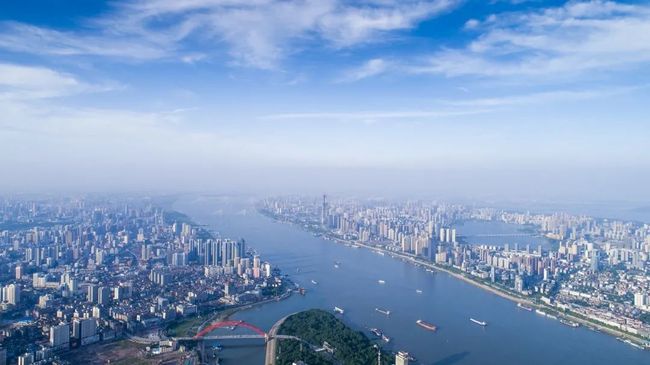 荆楚沃土，历史与现代交融的湖北篇章