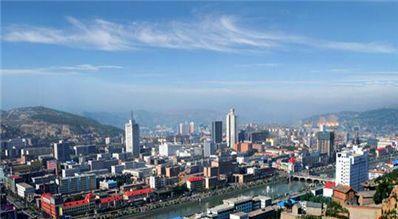 吕梁活动盛典，嘉宾云集，观众热情如火