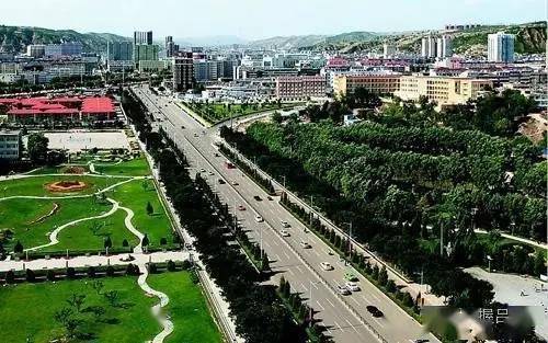 吕梁活动盛典,嘉宾云集,观众热情如火